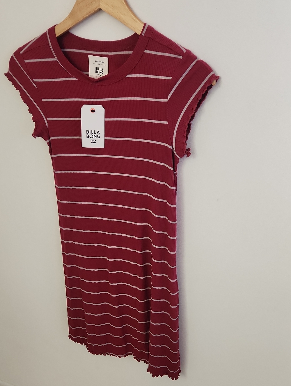 NWT Billabong Right Move Burgundy Striped T-shirt Dress XS - Picture 2 of 10